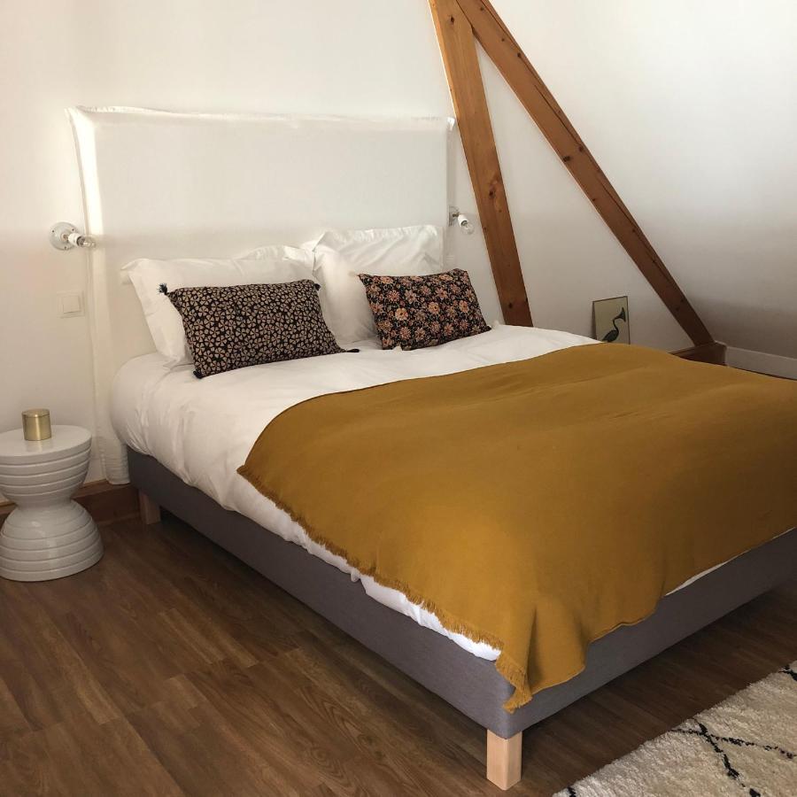 Le Loft Deveney-Mars Apartment Пюлини-Монтраше Екстериор снимка