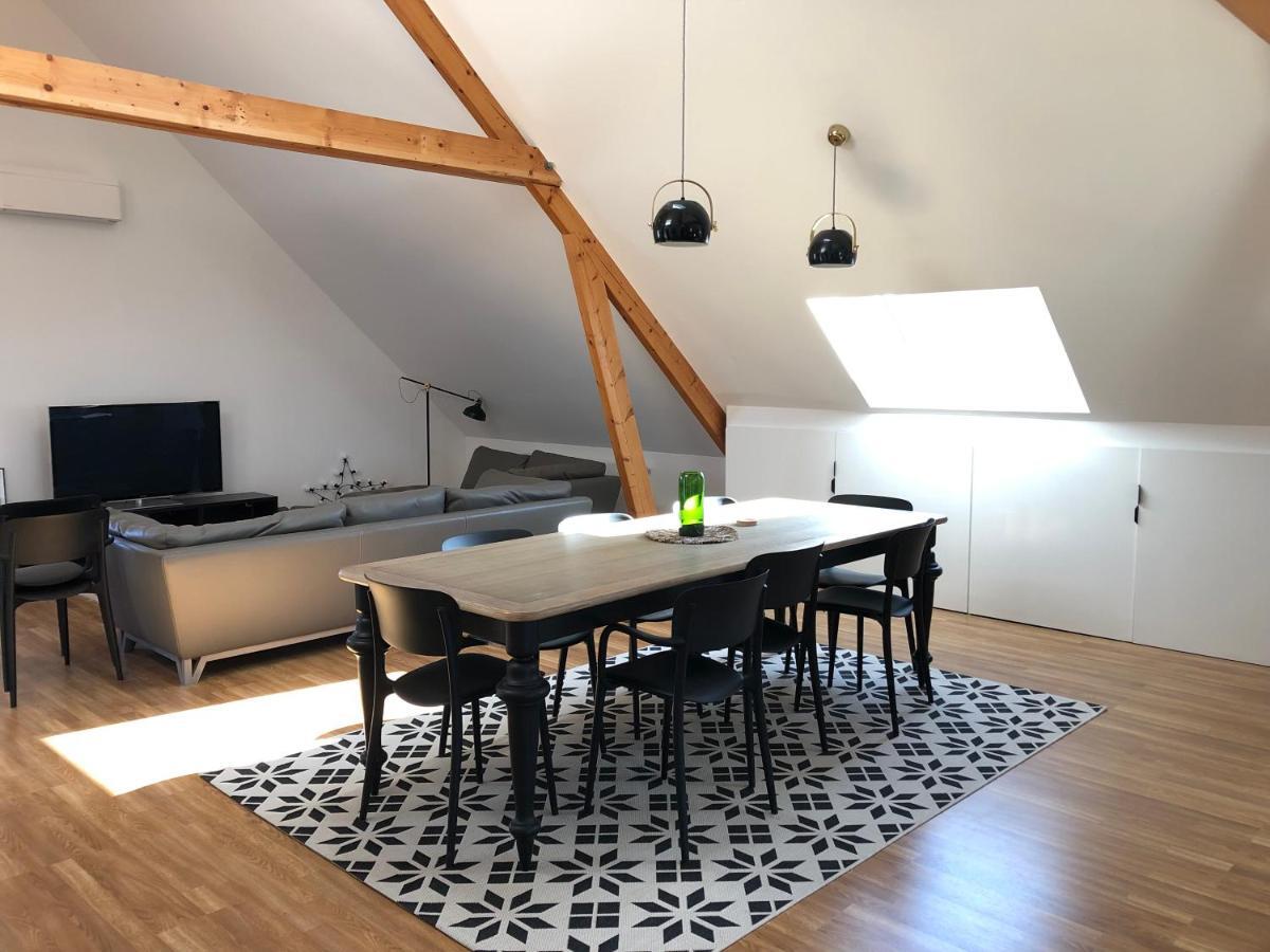Le Loft Deveney-Mars Apartment Пюлини-Монтраше Екстериор снимка